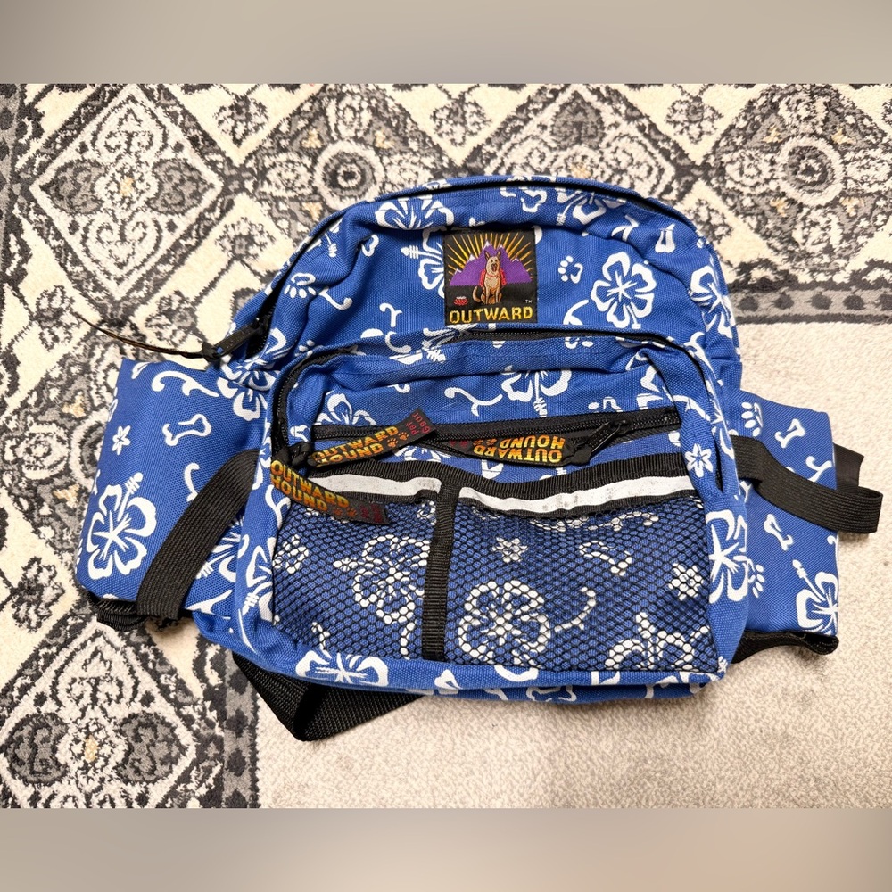 Outward Hound Dog Walking Fanny Pack
